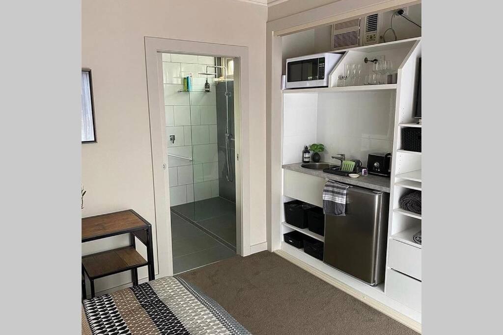 L'Ecole Private Studio-Apartment By My Lodgingfy Moorabbin Exteriör bild